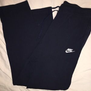 NIKE RELAXED NAVY BLUE SWEATPANTS